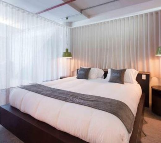 Zara Tower â Luxury Suites and Apartments
