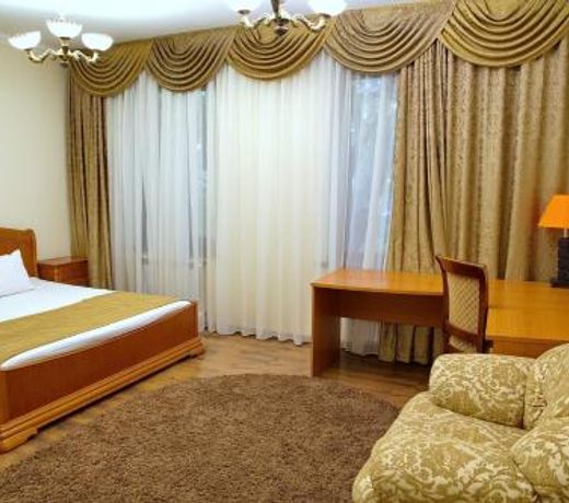 Boomerang Business Hotel