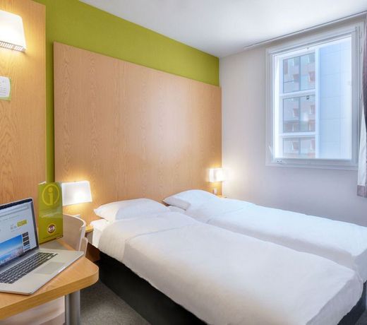 B&B HOTEL Marseille Prado Velodrome