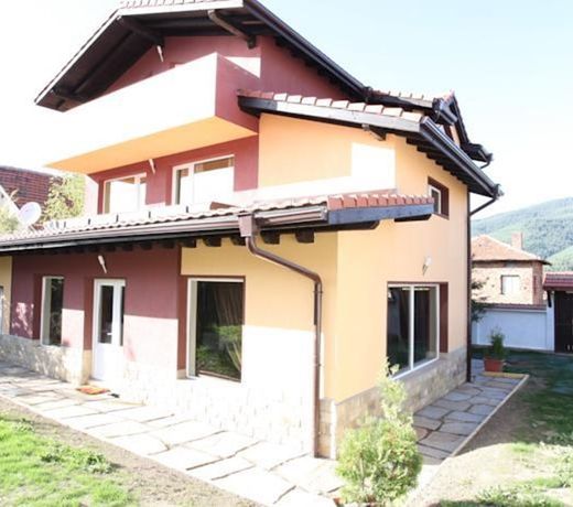 Ashkova House