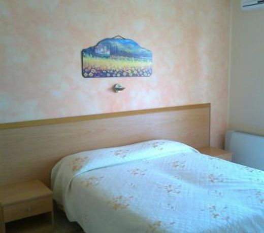 Life Hotel
