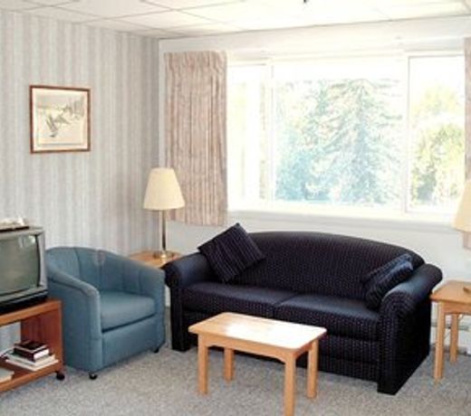 Forest Glen Inn