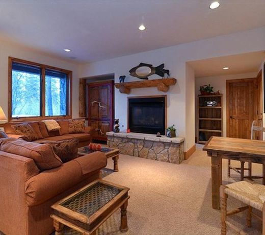 Beaver's Lodge