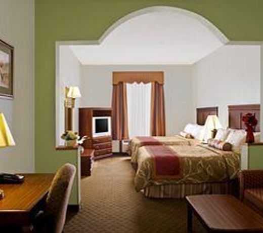 Best Western Plus Bradbury Inn and Suites