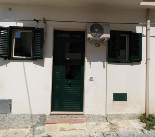 Casa Vacanze "A Machina Ro Ghiaccio"