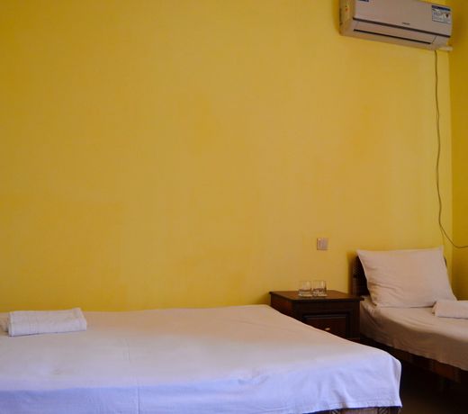 Meli Guest House