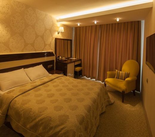 Armin Hotel