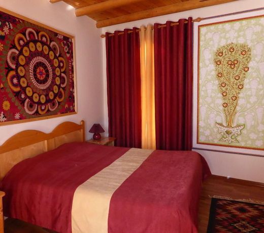 Bibikhanum Hotel