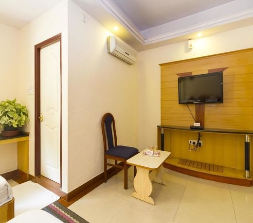 OYO 331 Hotel Skanda Shelters