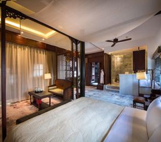 Silver Chest Boutique Hotel
