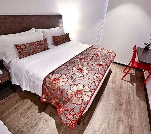 AZ Hotel