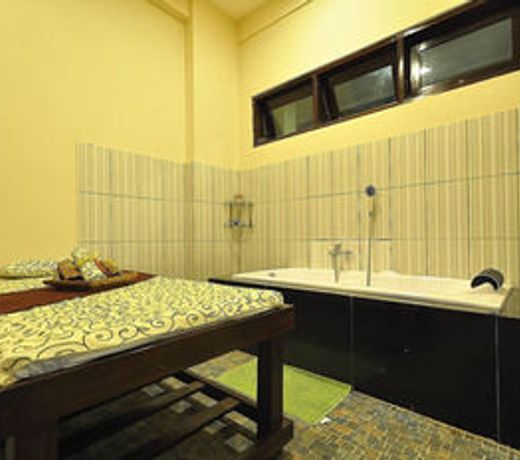 Spencer Green Hotel