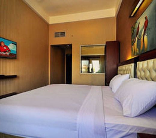 Spencer Green Hotel