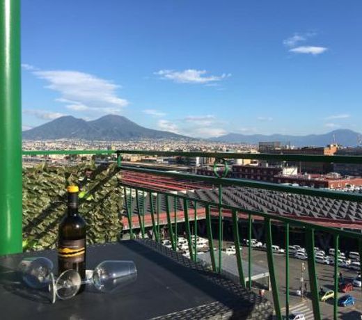 Top Floor Rentrooms Napoli