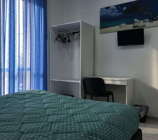 Top Floor Rentrooms Napoli