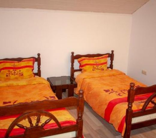 Guest House Fena