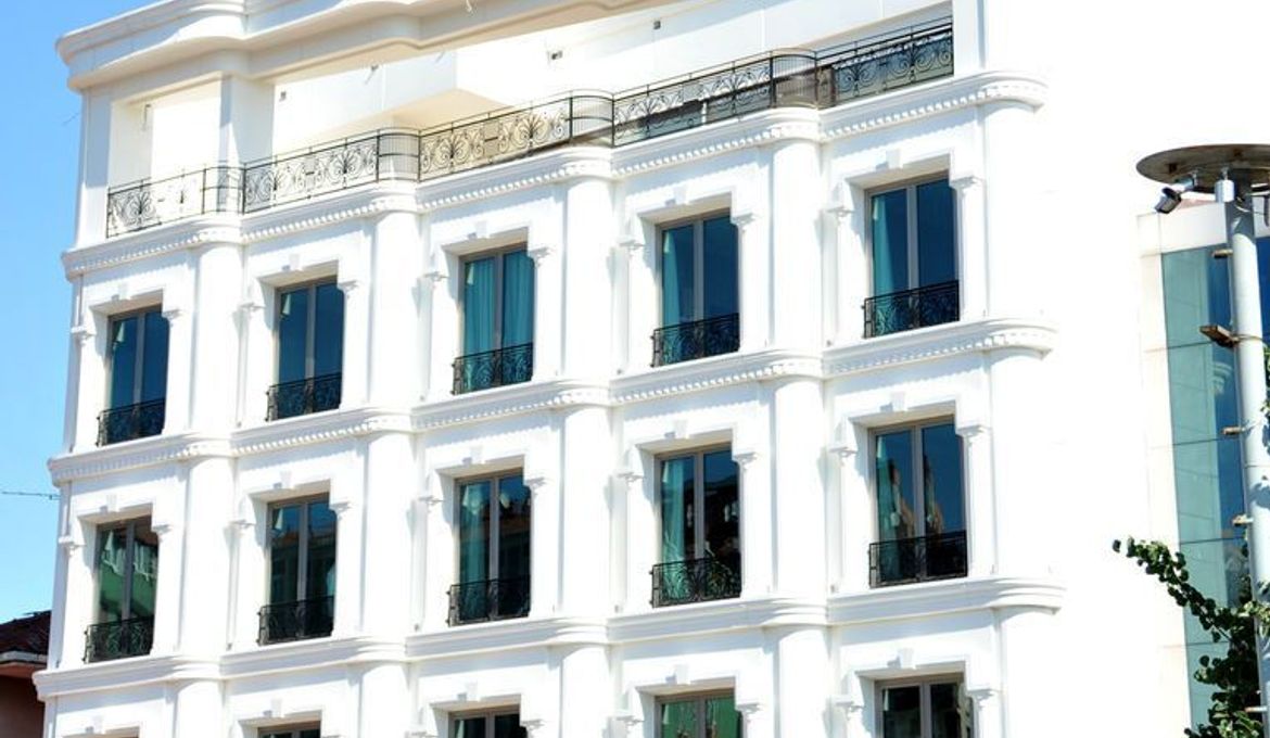 Отель The Grand Mira Business