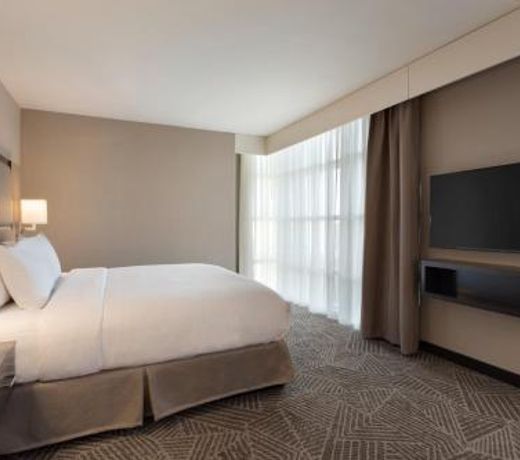 Embassy Suites Kansas City/Olathe