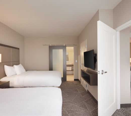 Embassy Suites Kansas City/Olathe