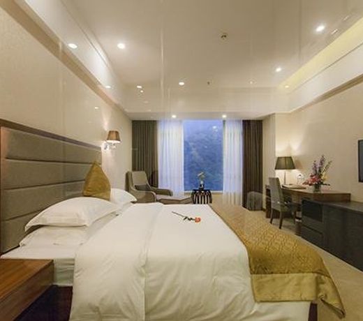 Golden Palm Hotel