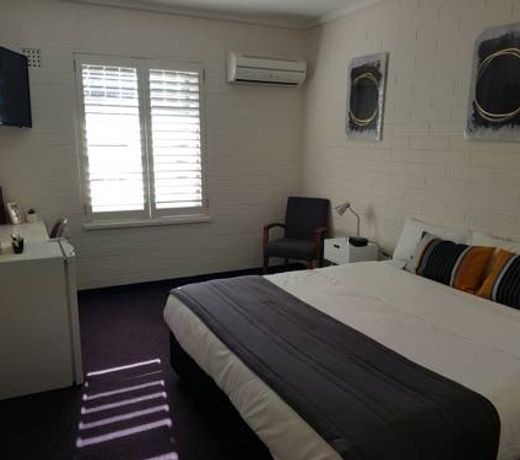Morphett Arms Hotel