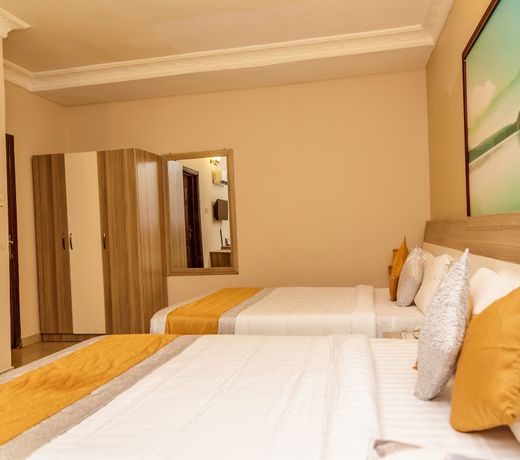 Apartment Royale Hotel & Suite