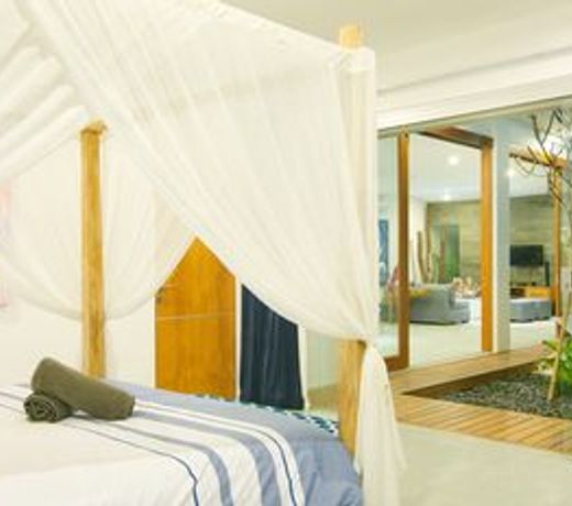 Villa Azure