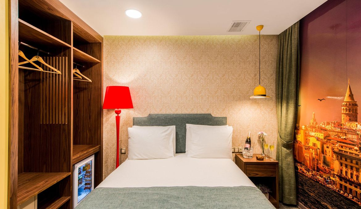 Sometimes Hotel Taksim