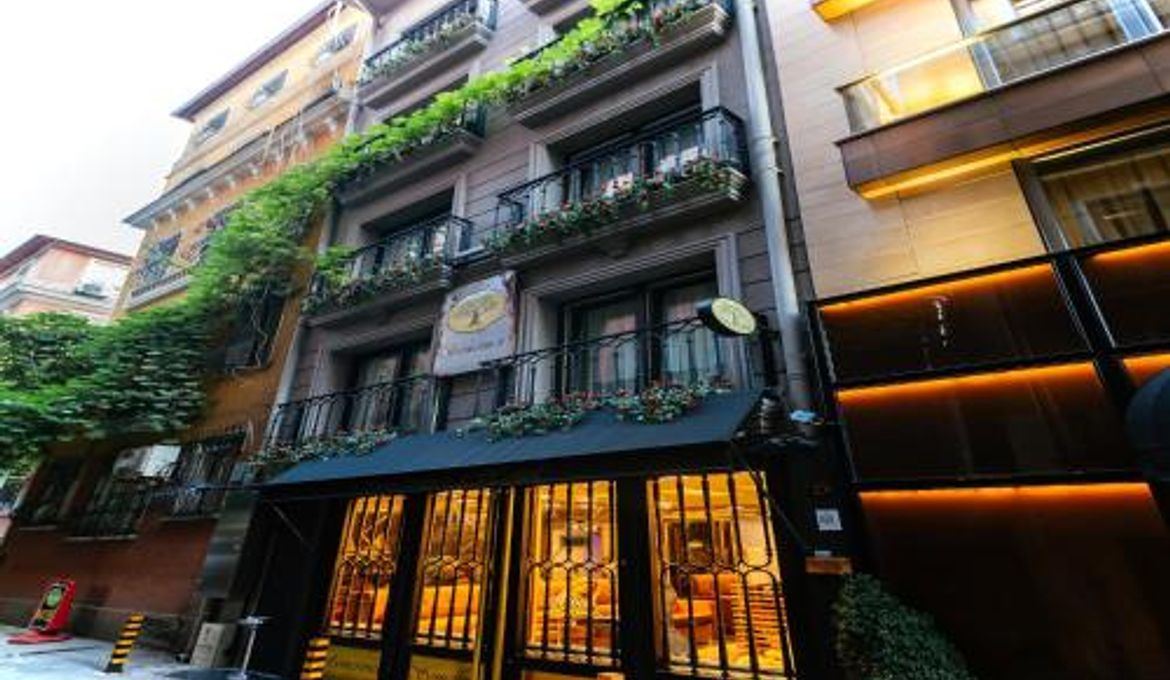 Sometimes Hotel Taksim