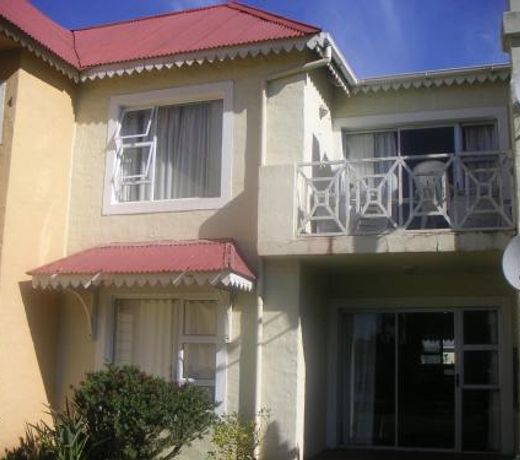 Waterside Living MC03