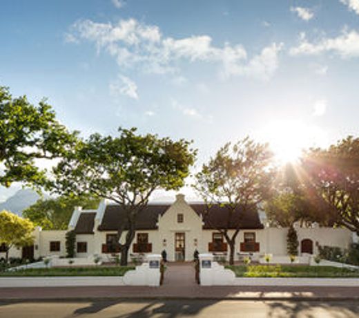 Leeu House