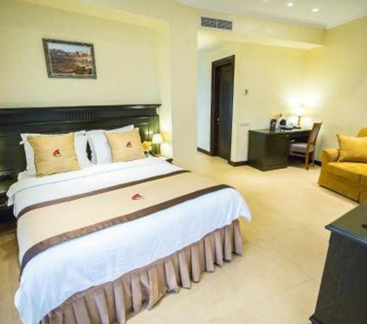 Colosseum Marina Hotel