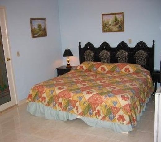 Hotel Costa Inn