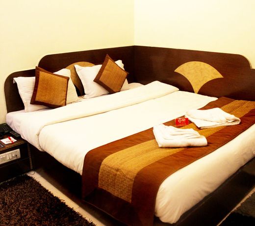 OYO 528 Hotel Neptune Residency