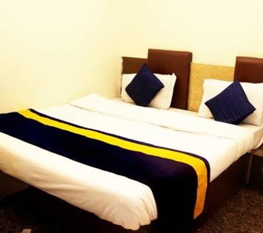 OYO 528 Hotel Neptune Residency