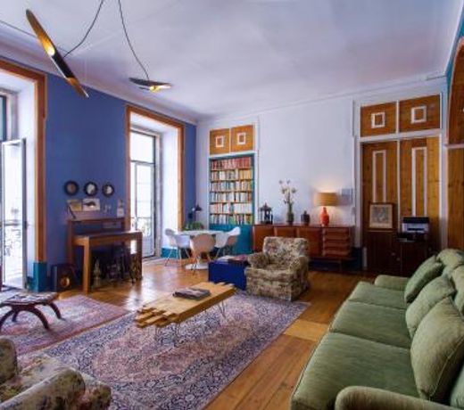 Lost Lisbon :: Chiado House