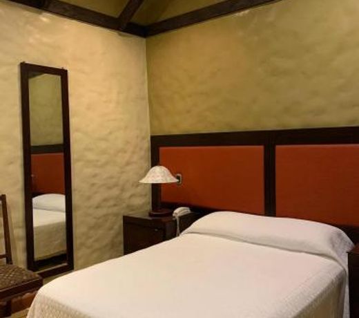 Hotel 1915 INN & SUITES