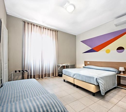 Anton&Art Hotel