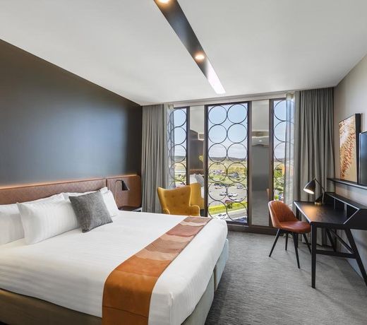 Vibe Hotel Canberra
