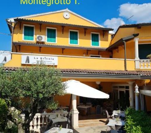 Casa Colonna