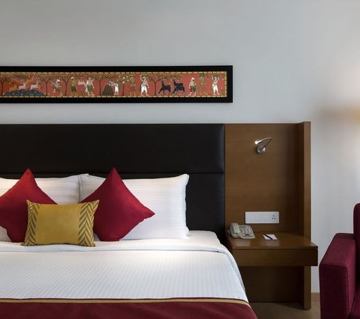 Mercure Hyderabad KCP Banjara Hills