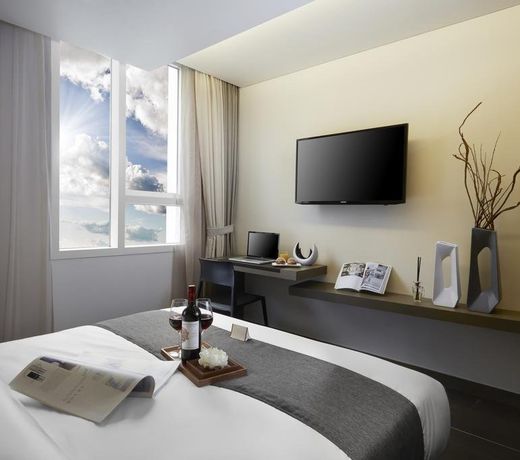 Grand Palace Hotel