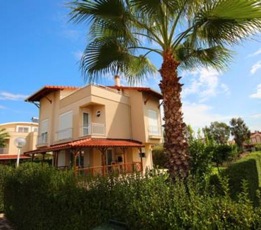Paradise Town Villa Sean