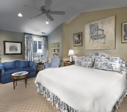 Old Edwards Inn & Spa