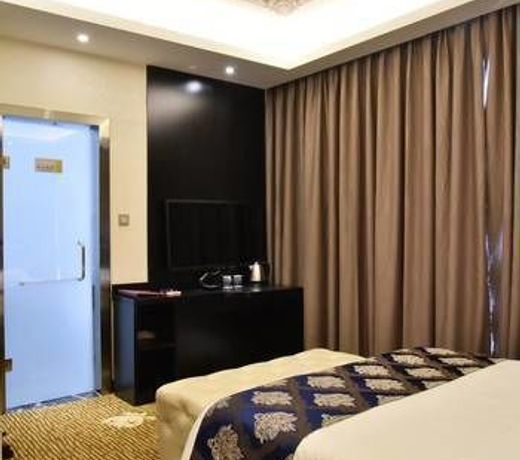 Romantic Coast Theme Hotel