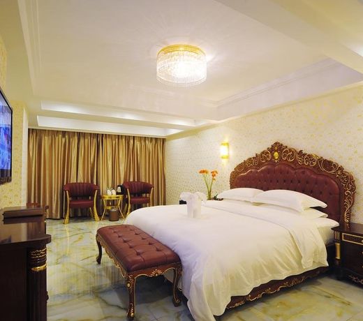 Jiulong Wenquan Hoilday Hotel