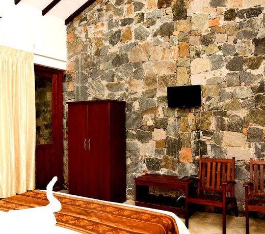 Twin Blocks Nature Resort