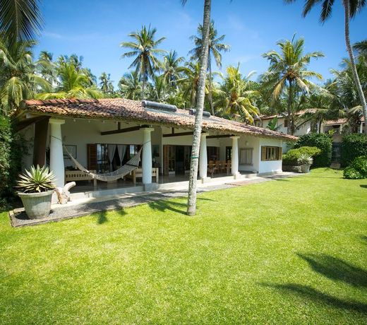 Wetakeiya House