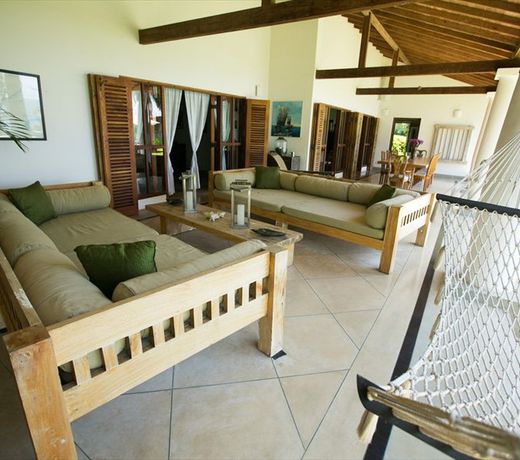 Wetakeiya House