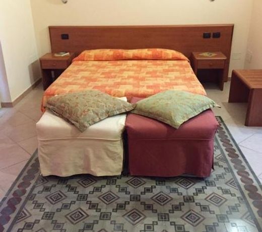 GR B&B